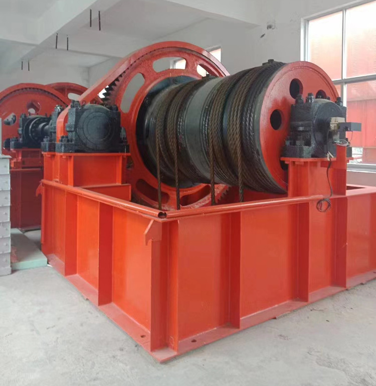 低垂程卷揚啟閉機